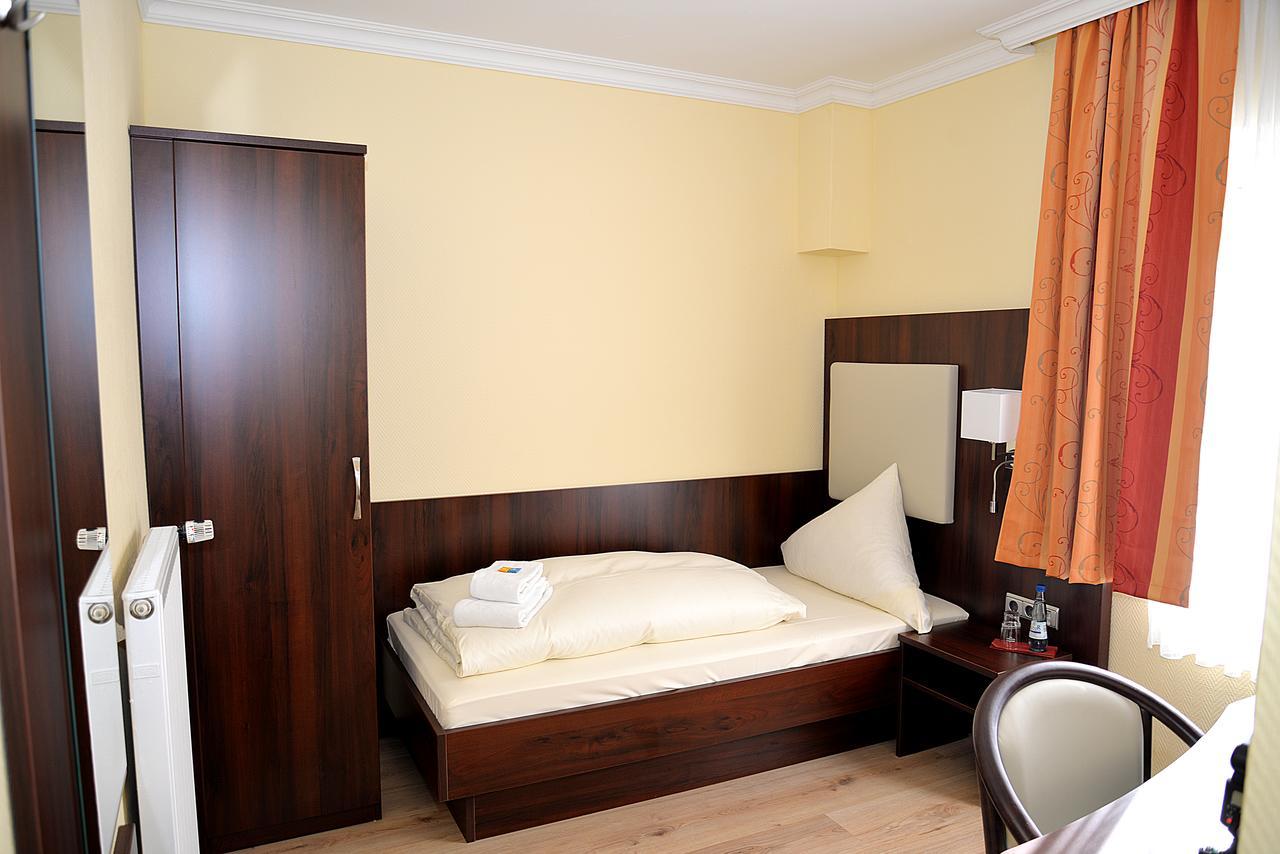 Hotel Neugrabener Hof Хамбург Екстериор снимка